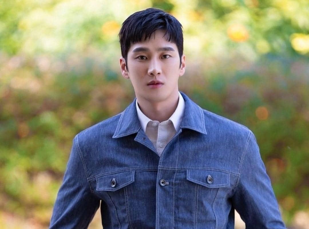 instagram.com/bohyunahn