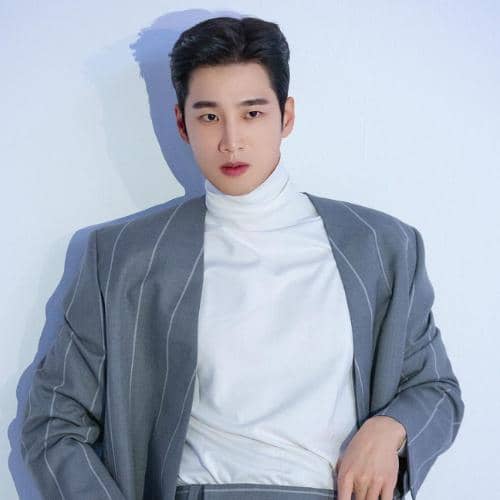 instagram.com/bohyunahn