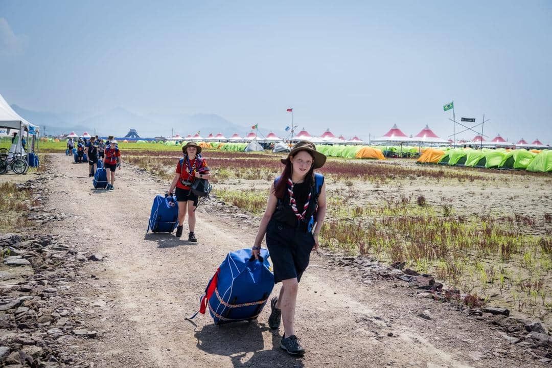 Twitter.com / KatHopps