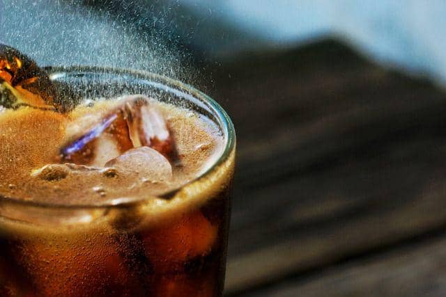 ilustrasi soft drink (pixabay.com/Ernesto Rodriguez)