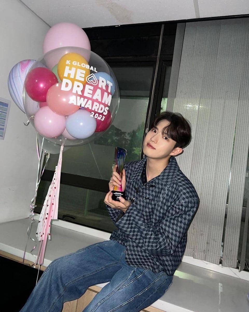 instagram.com/jaehwan0527