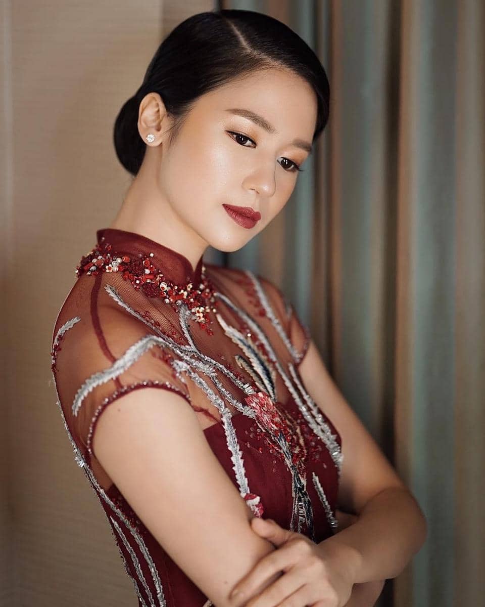 instagram.com/laurabas