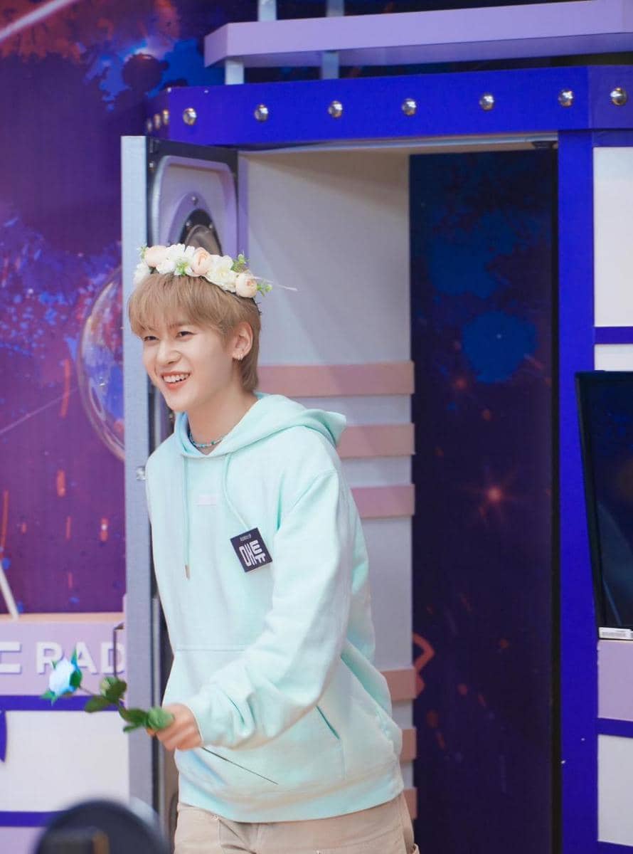 twitter.com/idolradiokorea