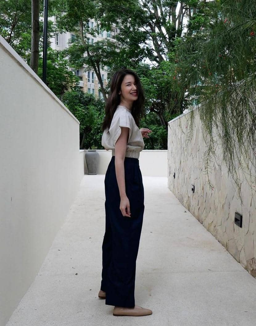 instagram.com/laurabas