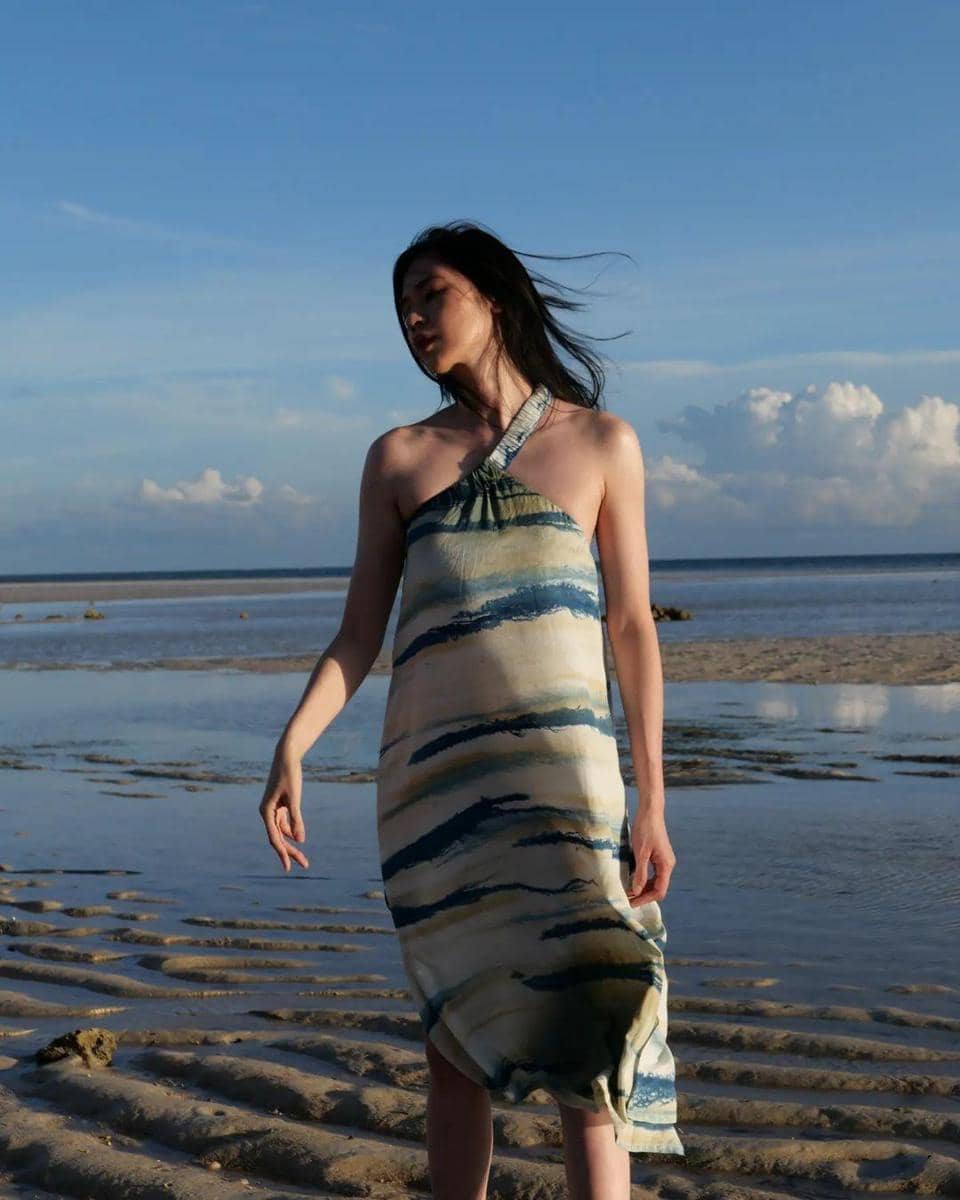 instagram.com/laurabas