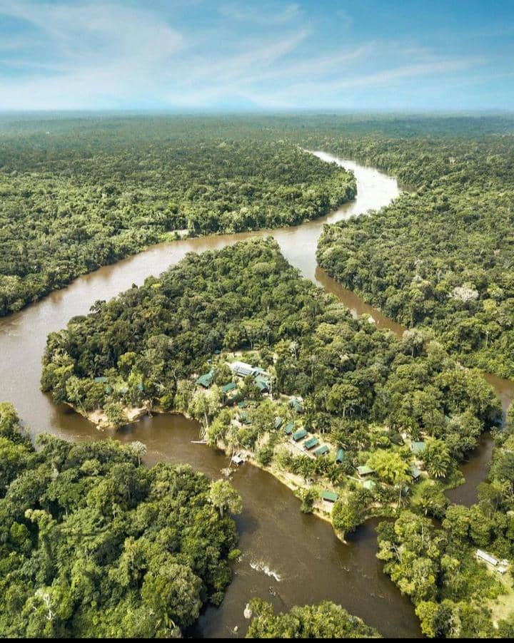 Instagram.com / sustainable.resorts