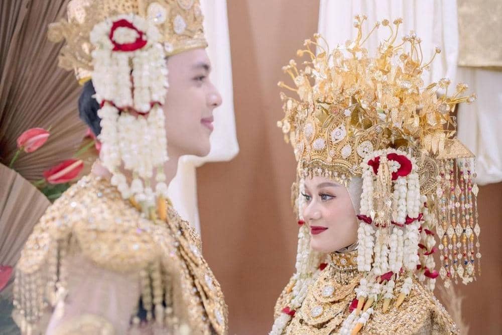 instagram.com/dindahw