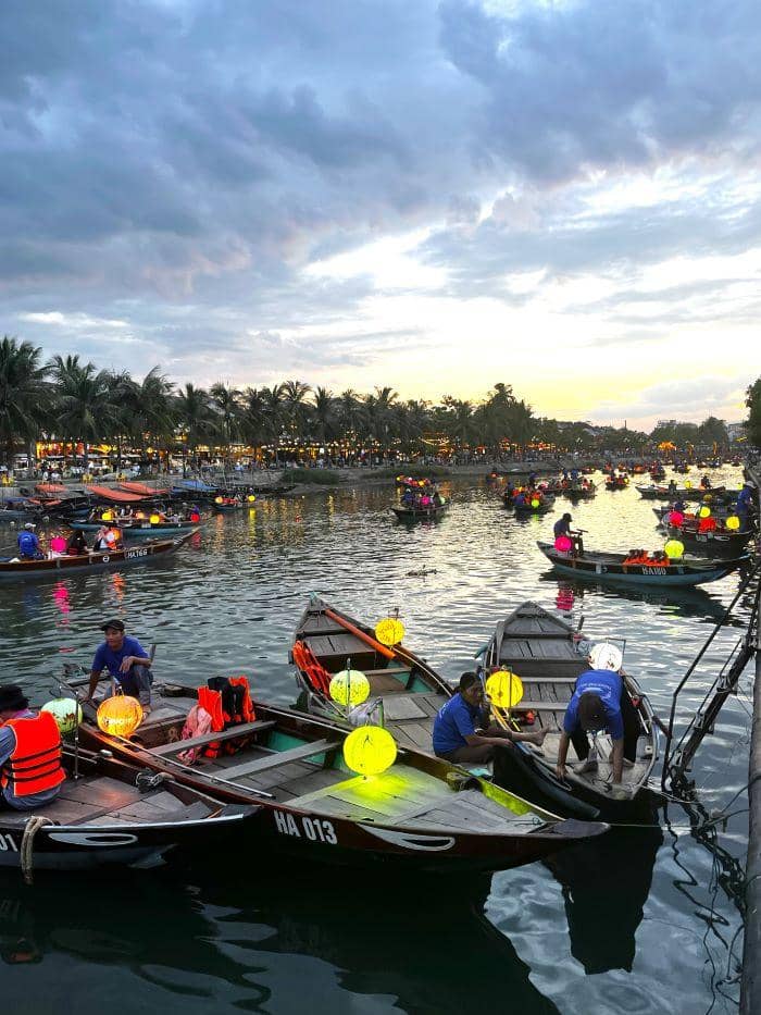 popbela.com/Ayu Utami