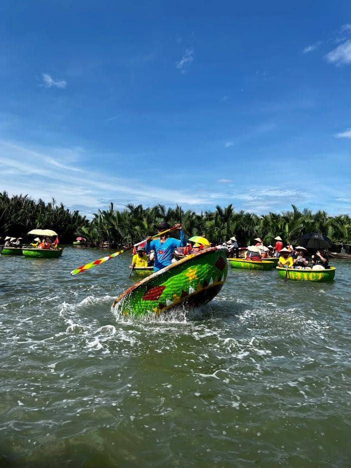 popbela.com/Ayu Utami