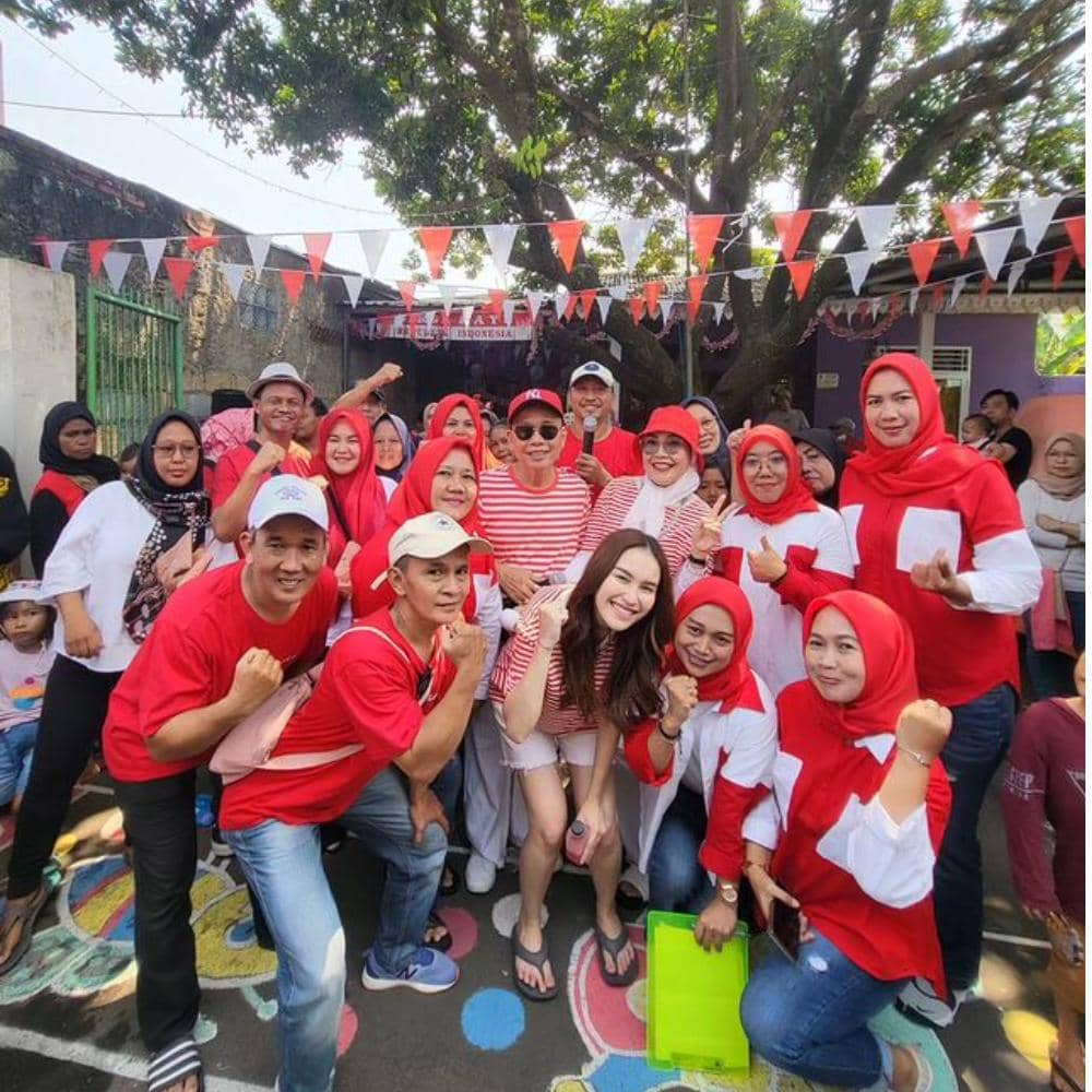 instagram.com/ayutingting92