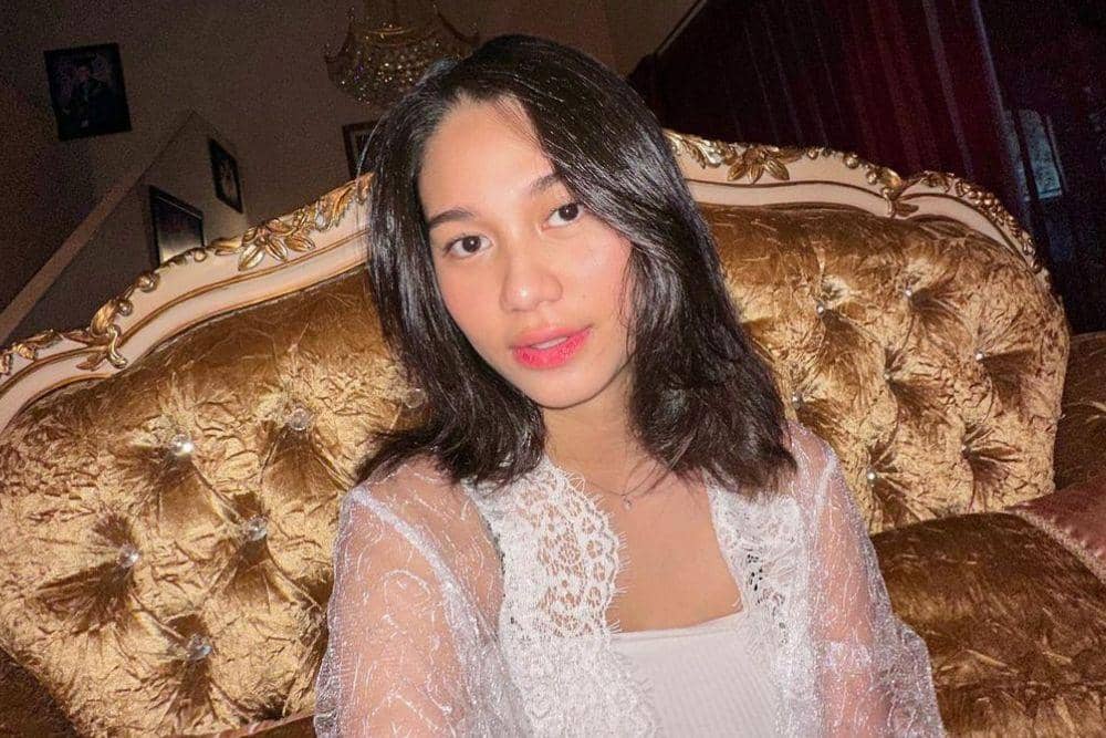 instagram.com/azizahsalsha_