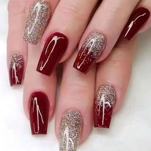 Inspirasi Burgundy Nail Art yang Elegan