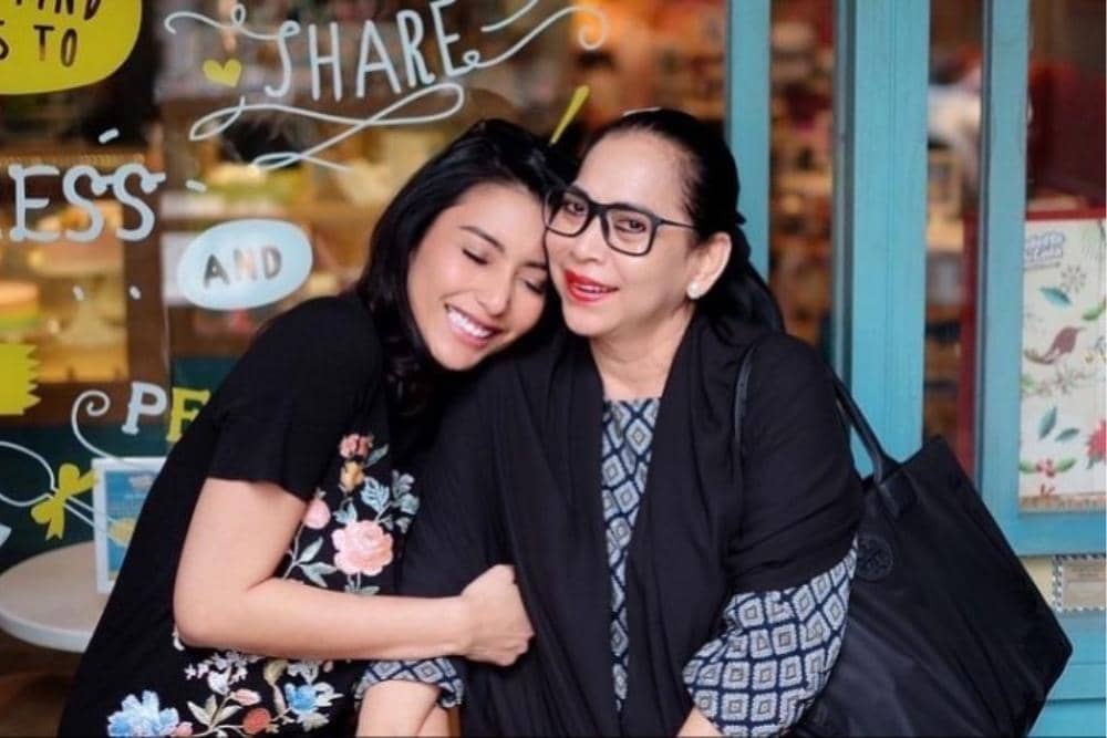 instagram.com/tyasmirasih