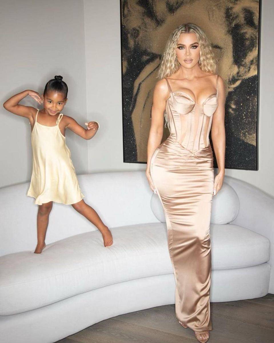 instagram.com/khloekardashian