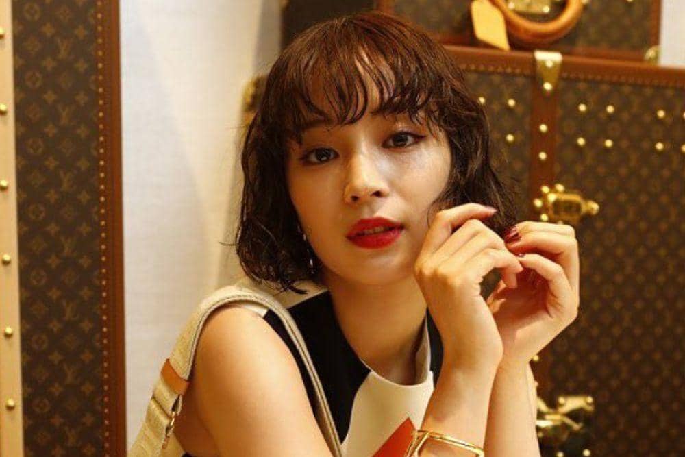 instagram.com/suzu.hirose.official