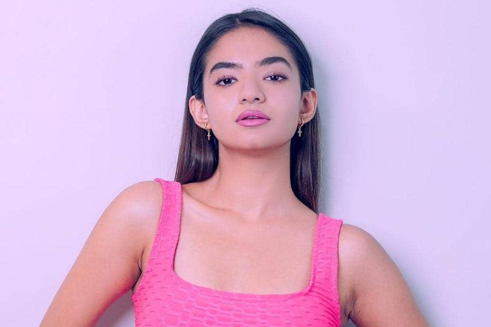 instagram.com/anushkasen0408