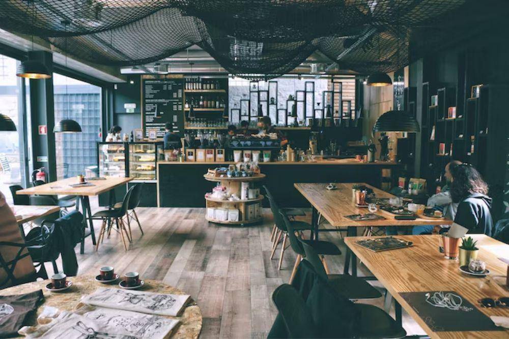 12 Lagu Indonesia yang Sering Dinyanyikan di Cafe, Easy Listening