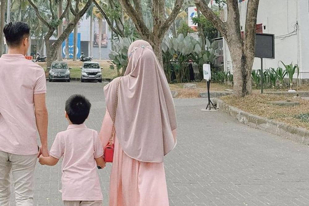 instagram.com/larissachou