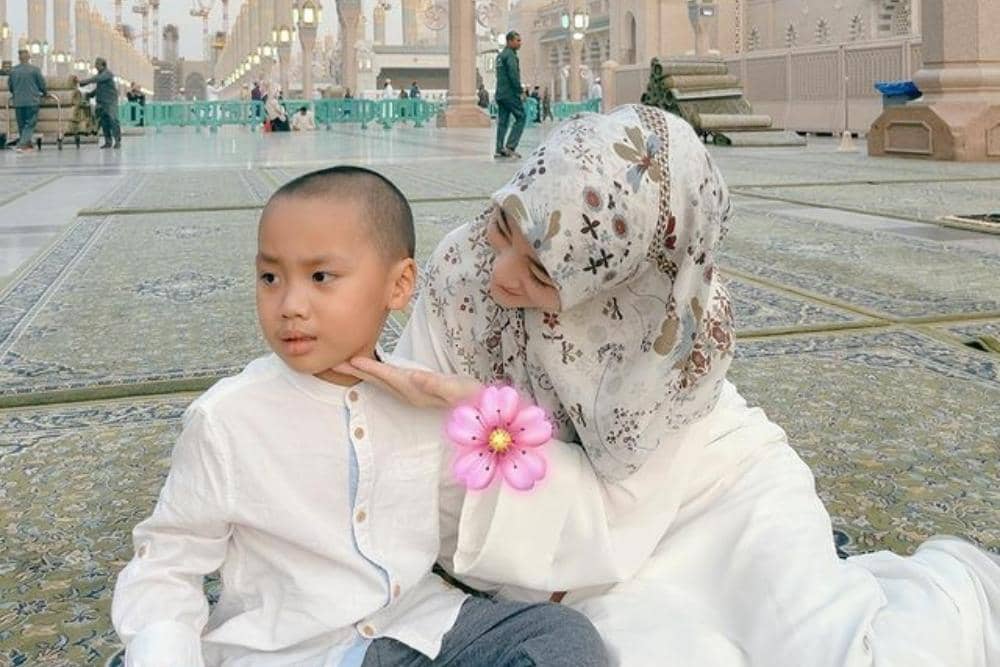 instagram.com/larissachou