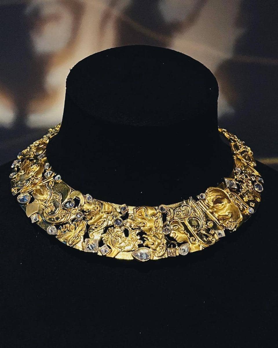 instagram.com/myqrichs