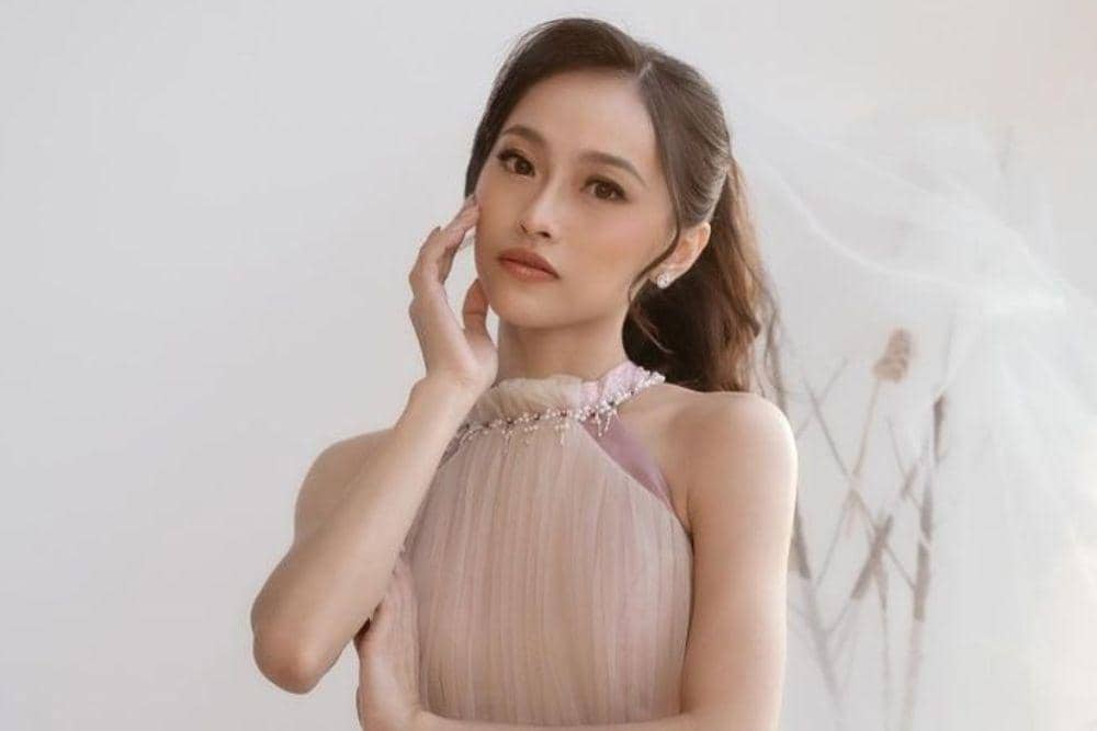 instagram.com/rona_ang