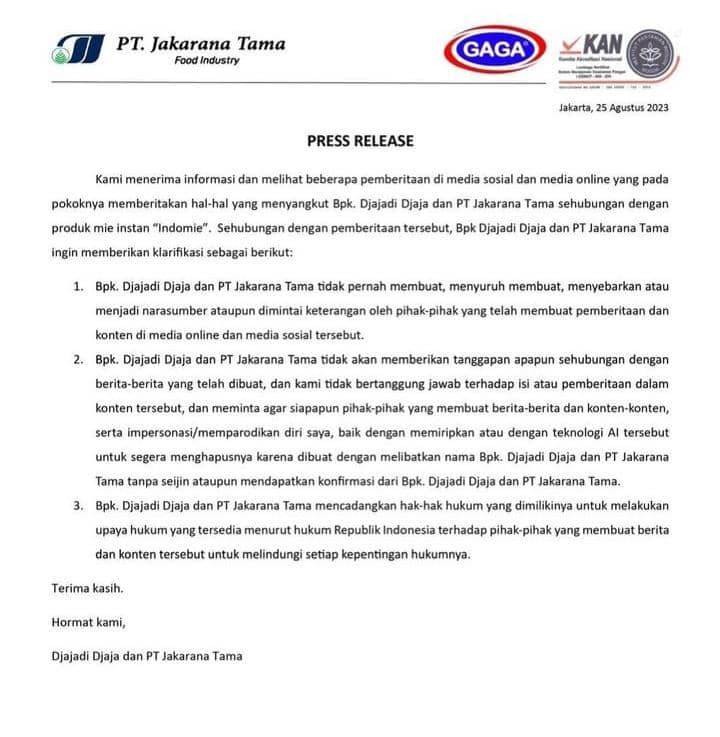 Instagram.com / @gaga100extrapedas