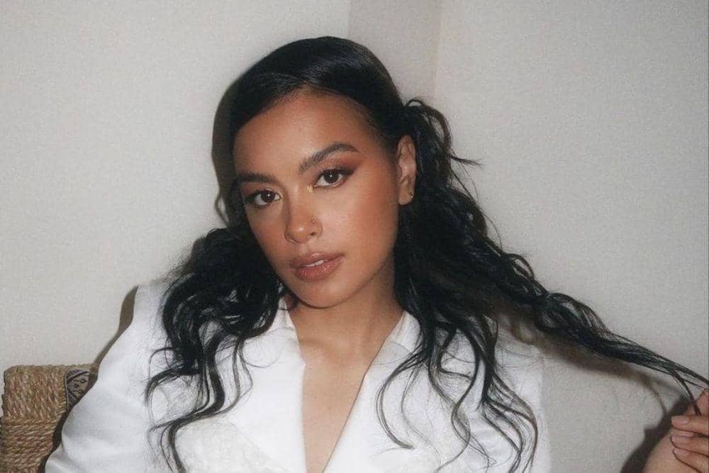 instagram.com/evacelia