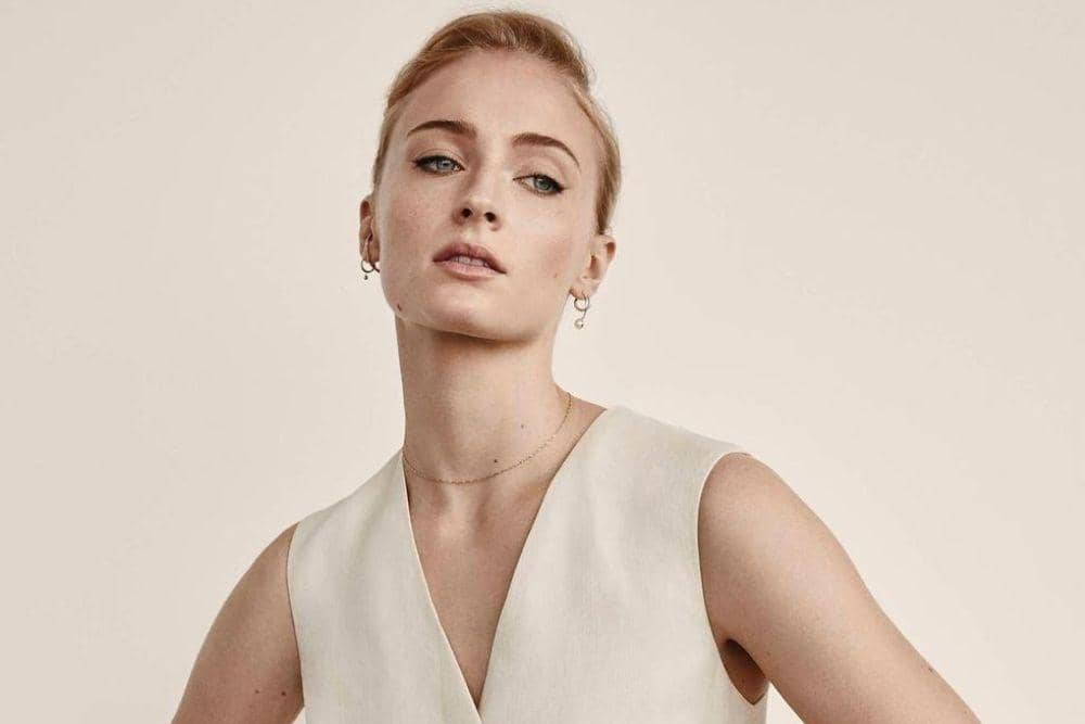 instagram.com/sophiet