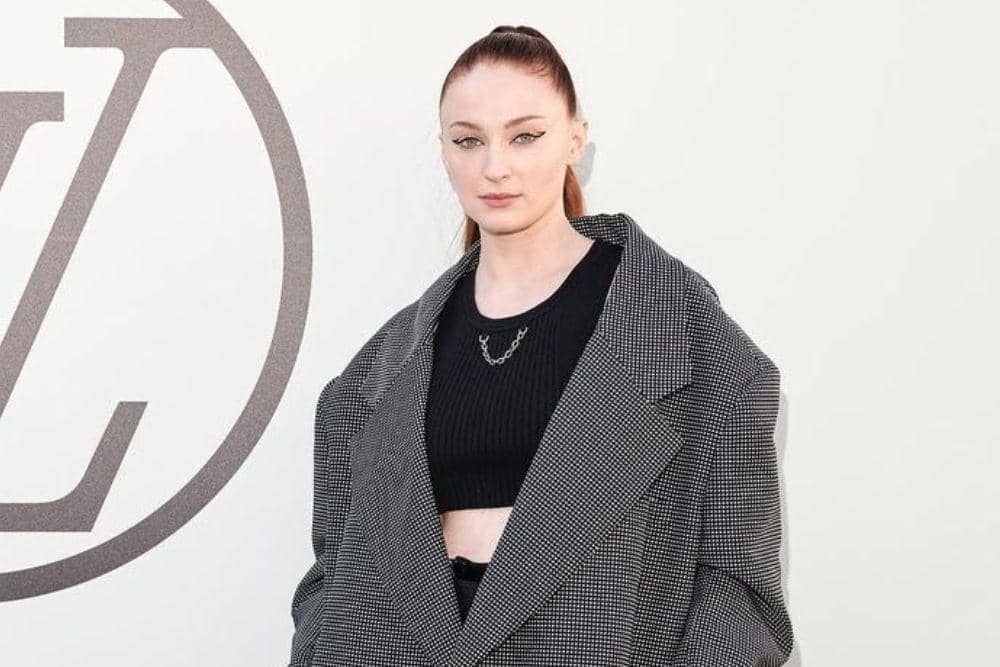 instagram.com/sophiet