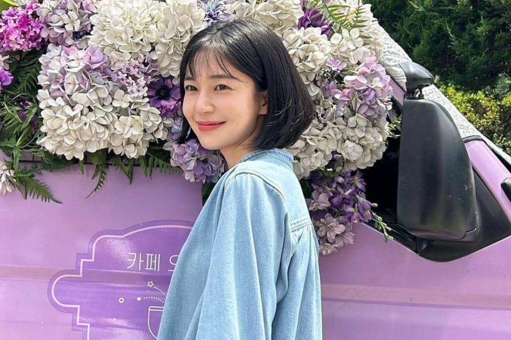 instagram.com/jinibeak