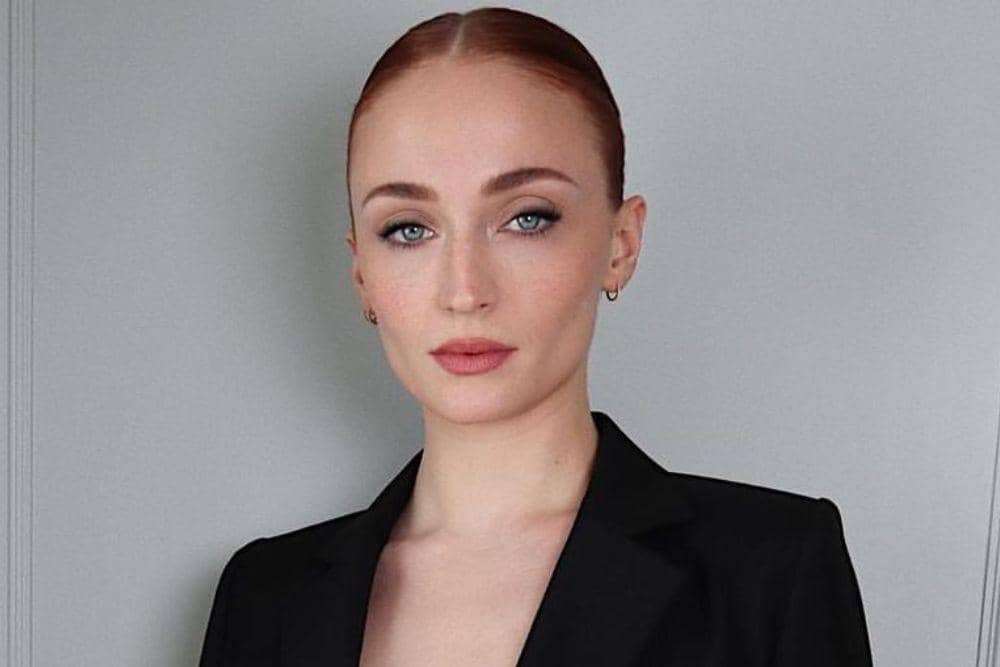 instagram.com/sophiet