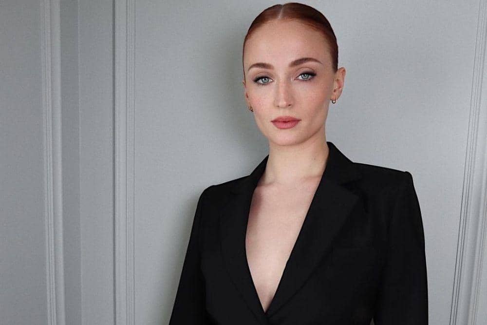 instagram.com/sophiet