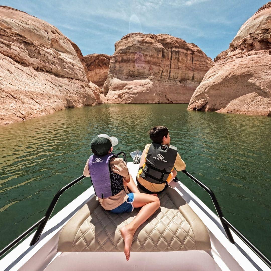 instagram.com/amangiri