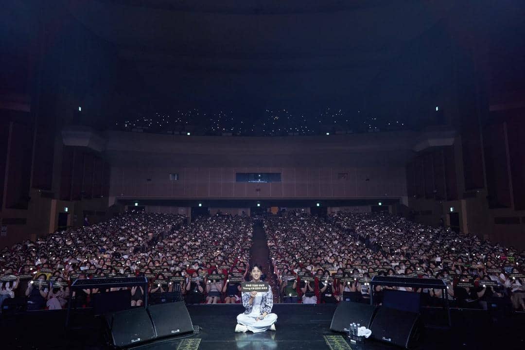 twitter.com/day6official