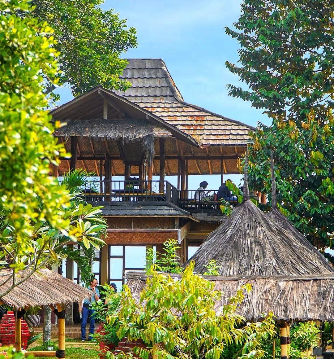 instagram.com/kampoengkoneng_sentul