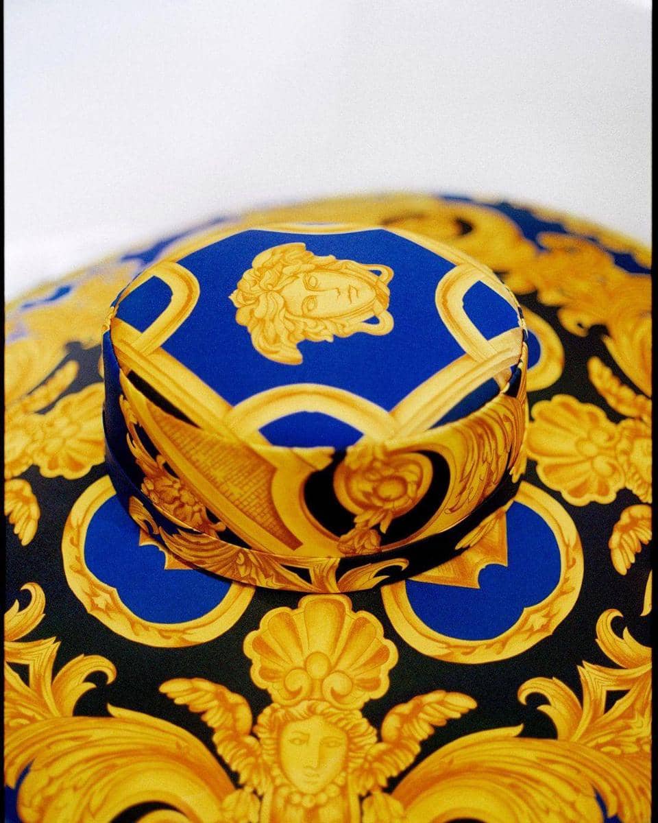 instagram.com/donatella_versace