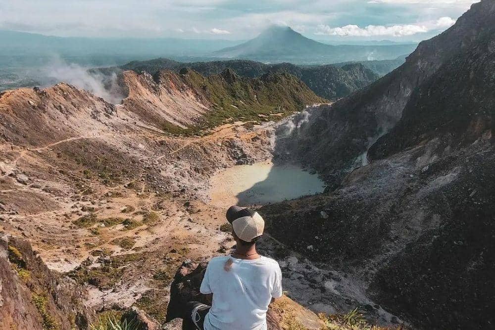 instagram.com/mountsibayak