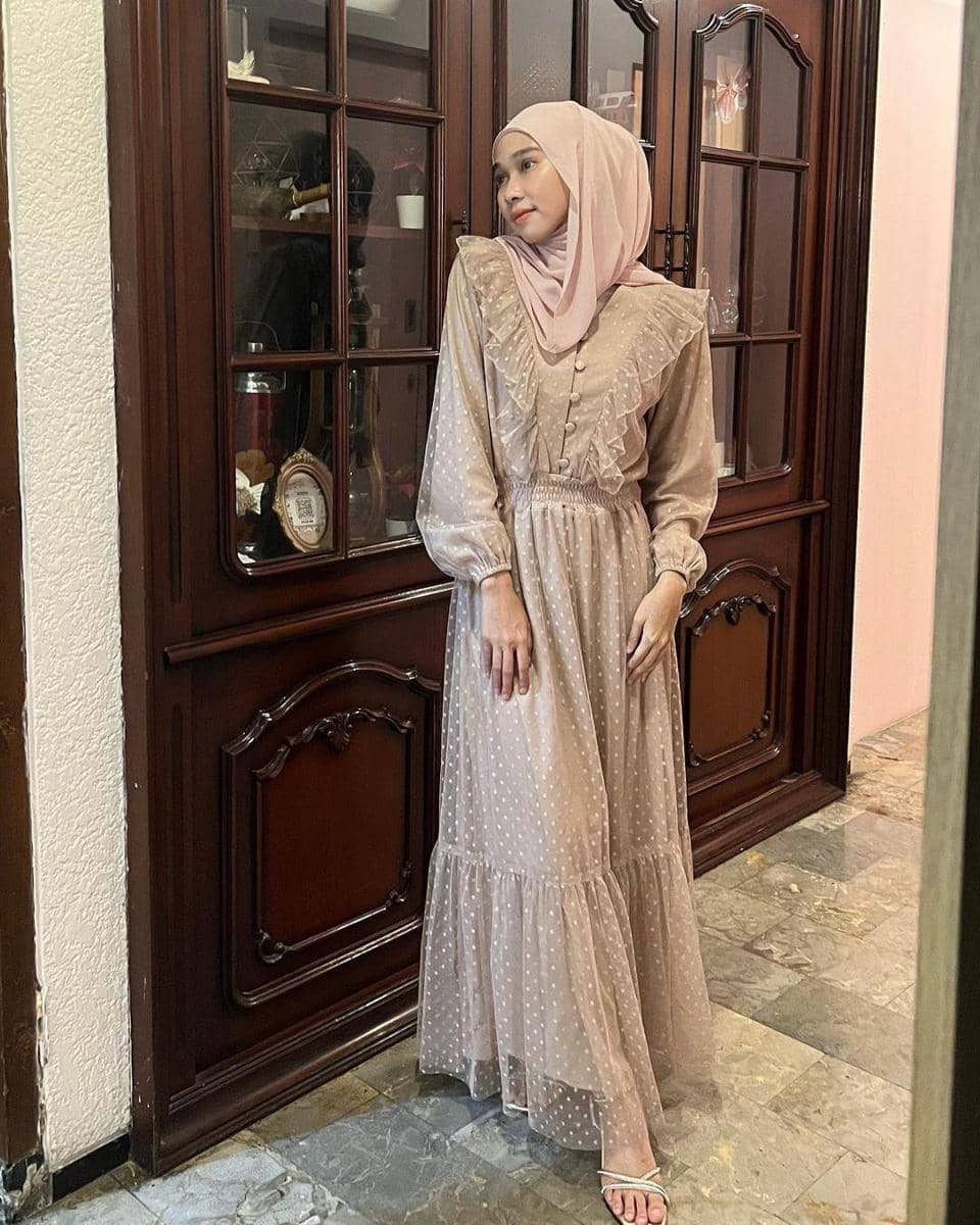 instagram.com/nasariastri