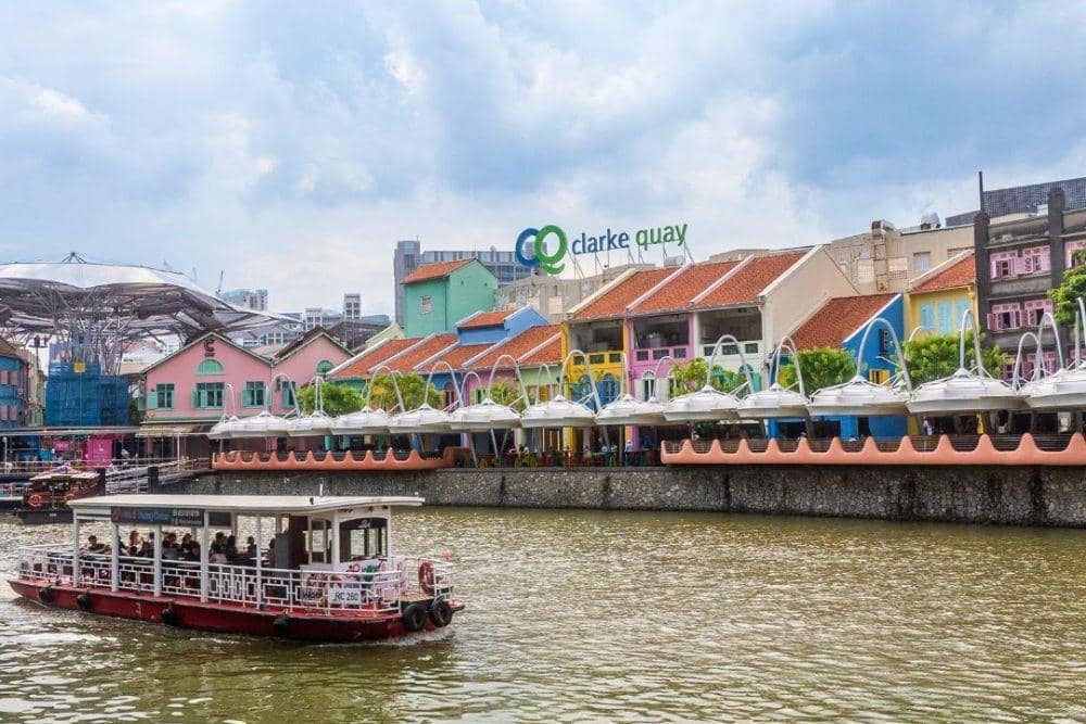 instagram.com/clarkequaysg