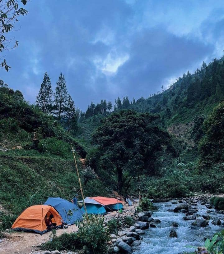 Instagram.com / adinda_symsk