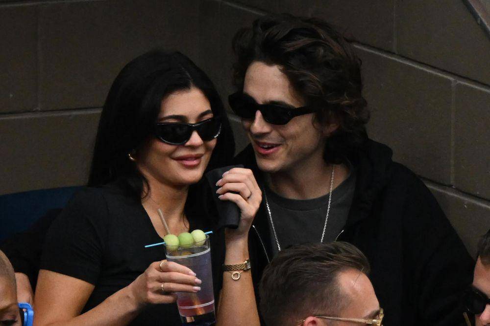 10 Momen Mesra Kylie Jenner & Timothée Chalamet yang Tertangkap Kamera