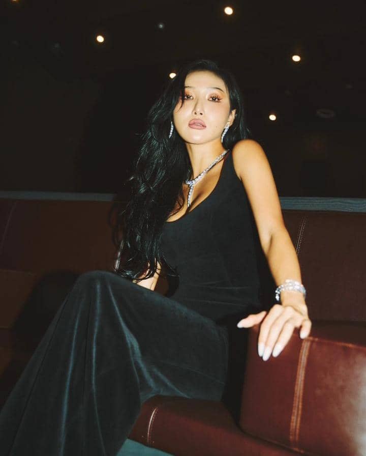 Instagram.com / mariahwasa_