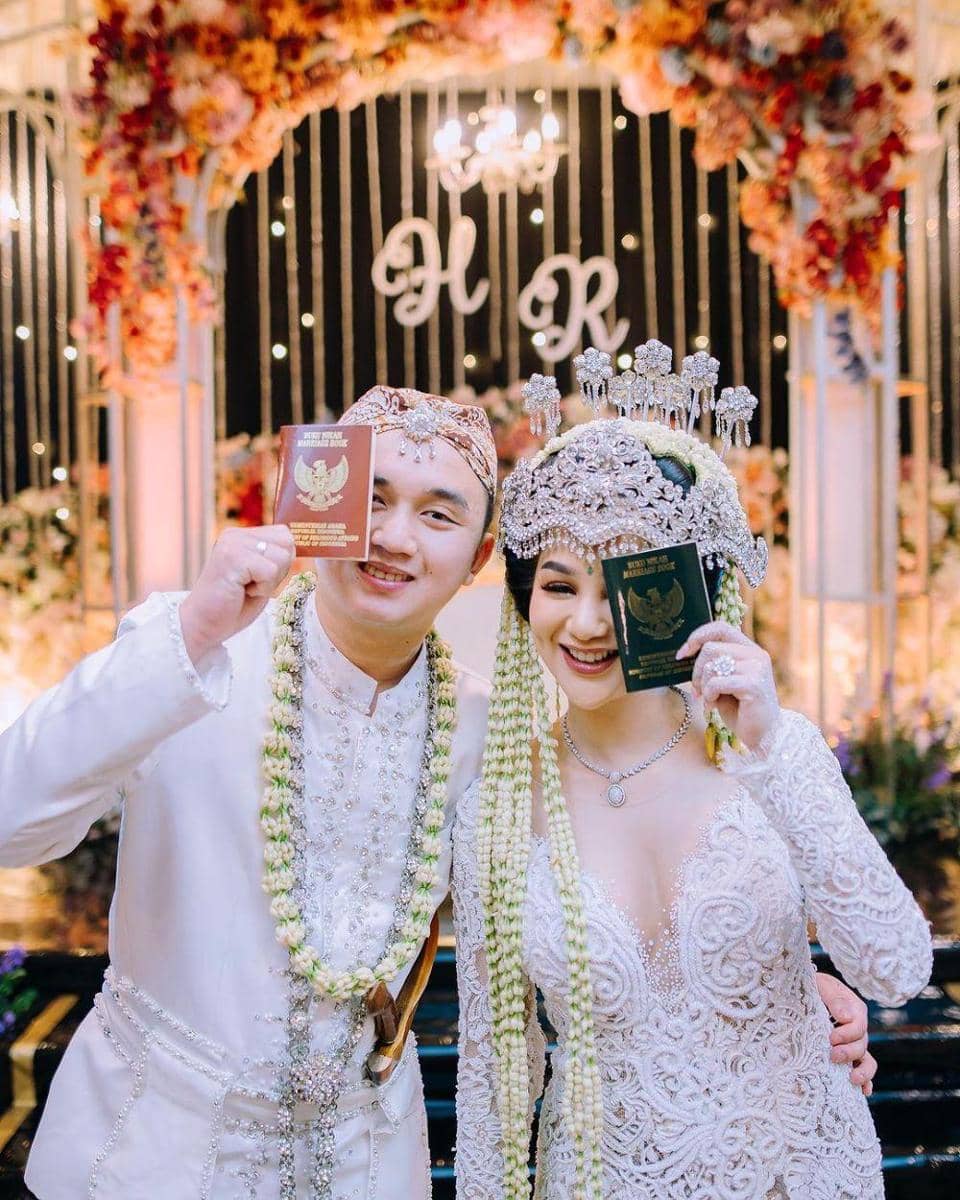 instagram.com/egha.makeup