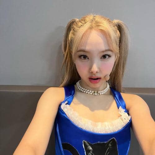 instagram.com/nayeonyny