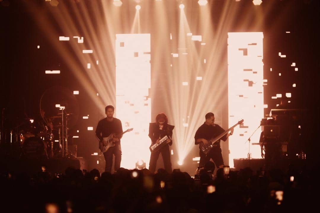 Dok. SKY Entertainment