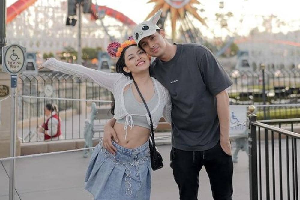 instagram.com/rachelvennya