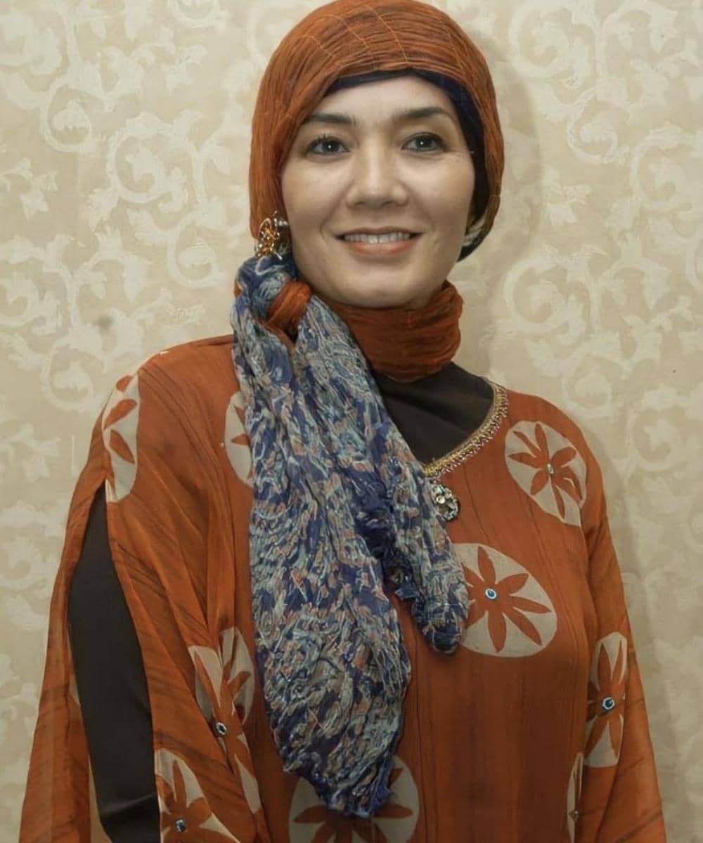 Instagram.com/evaarnaz.id