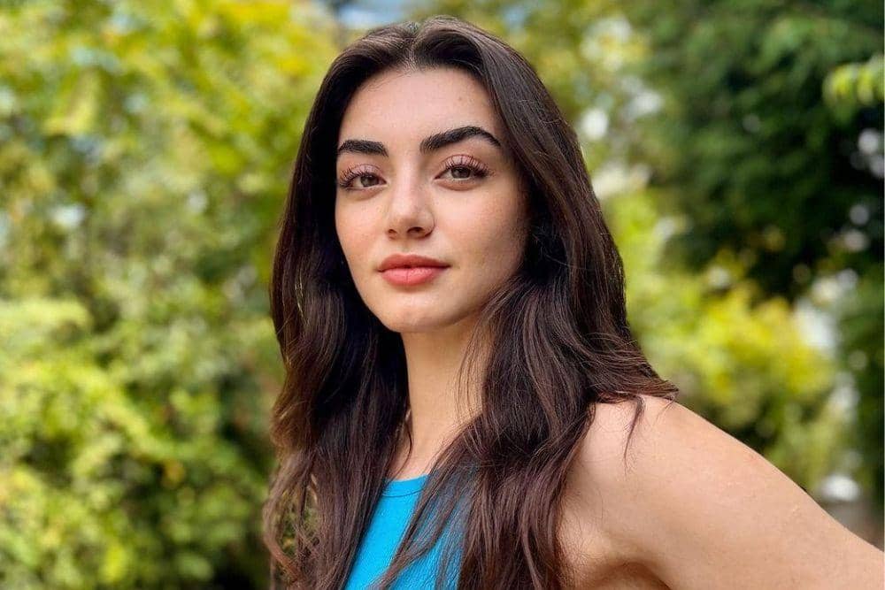 instagram.com/ozgeetoreroffical