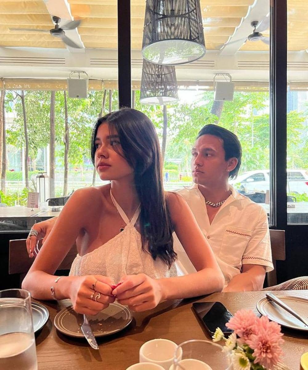 instagram.com/mariatheodoree