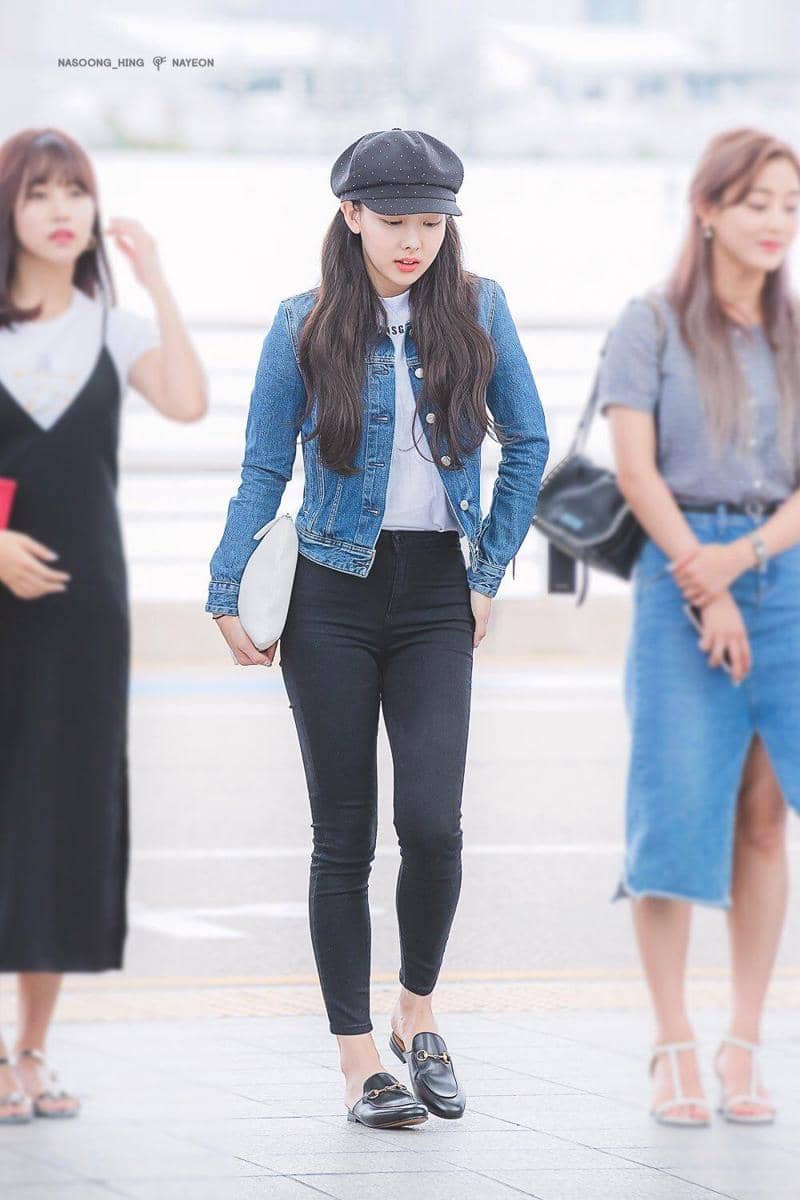 twitter.com/dailynayeon